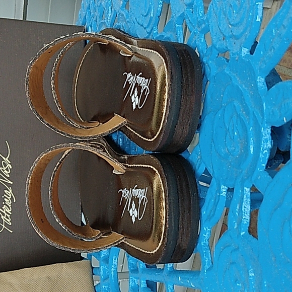 Patricia Nash Flair Sandal - Picture 5 of 9